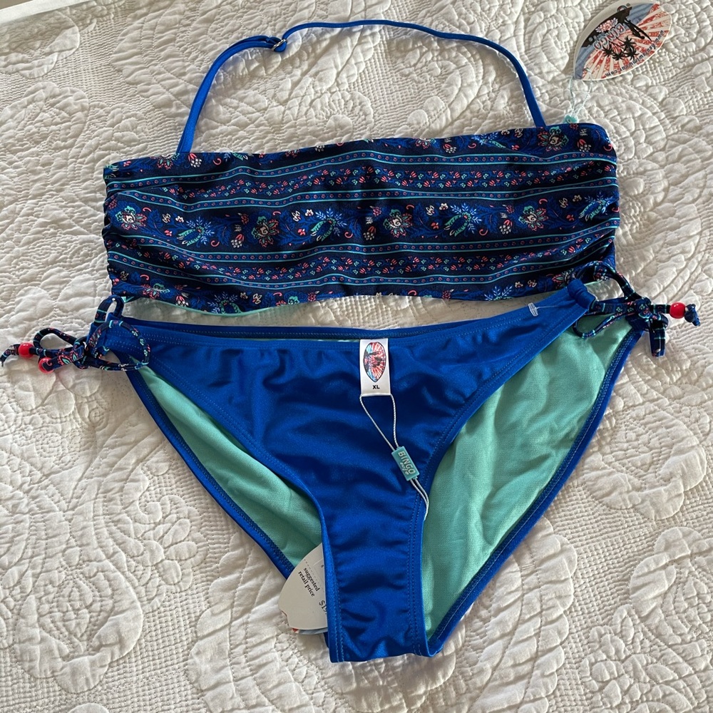 Bingo Bikini - Picture 2 of 7